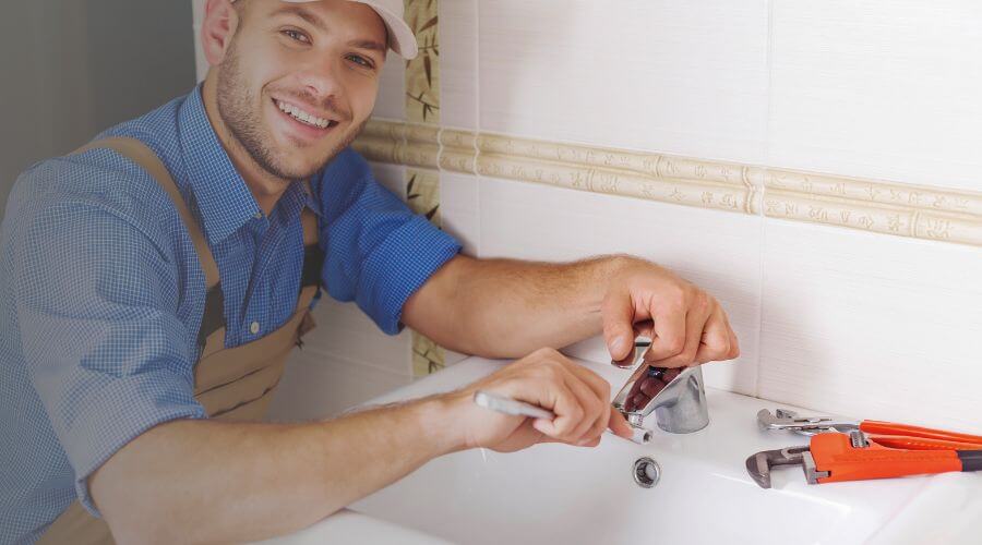 Handle or spout repair in Morrow, AR